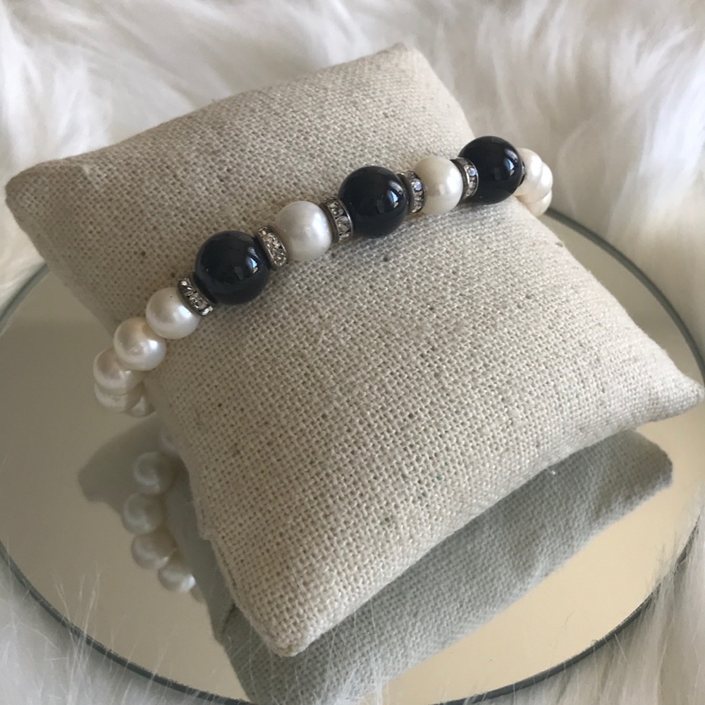 Bracelet Genuine Freshwater Pearls Black Onyx Beads Brand New Gift Pretty